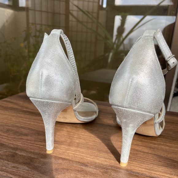 Pelle Moda strappy high heel- Size 8.5 - Picture 5 of 8